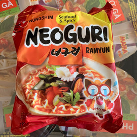 Greitai paruošiami makaronai Neoguri jūros gėrybės ir aštrūs 120 GR NONGSHIM